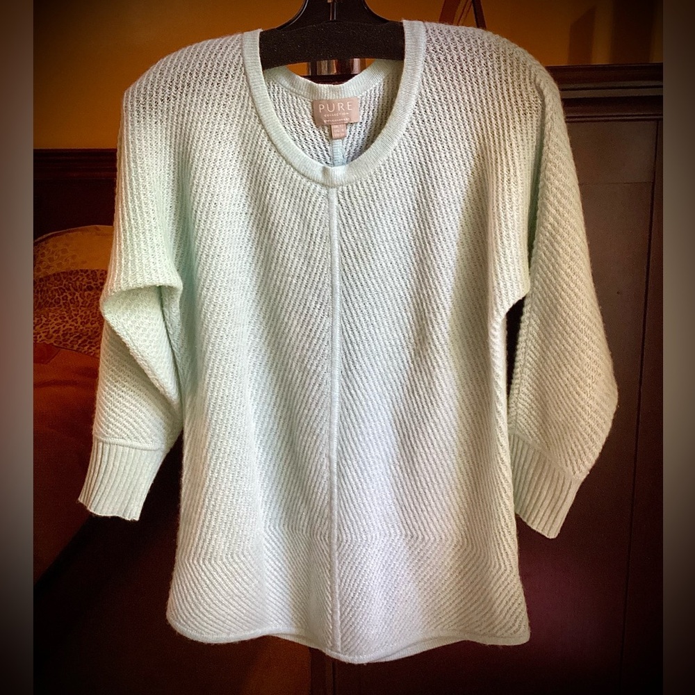 NWT PURE Cashmere Sweater. Sz 6